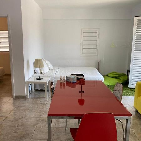 Alfama Apartment With Balcony Lisbon Exterior photo