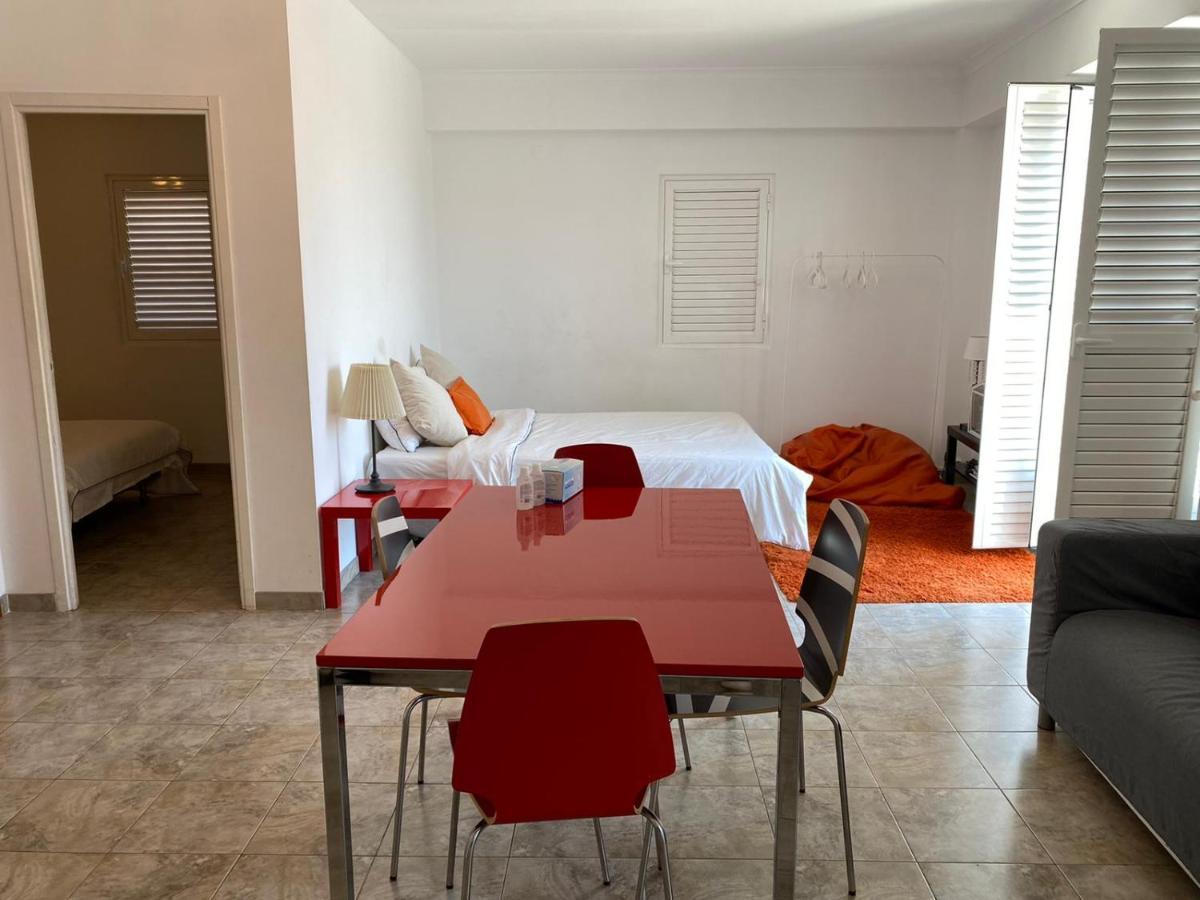 Alfama Apartment With Balcony Lisbon Exterior photo